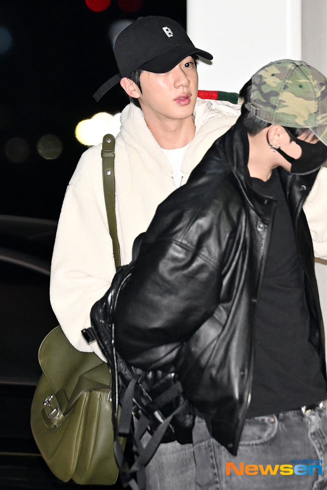 [잡담] 방탄 진 입술 대박임 | 인스티즈