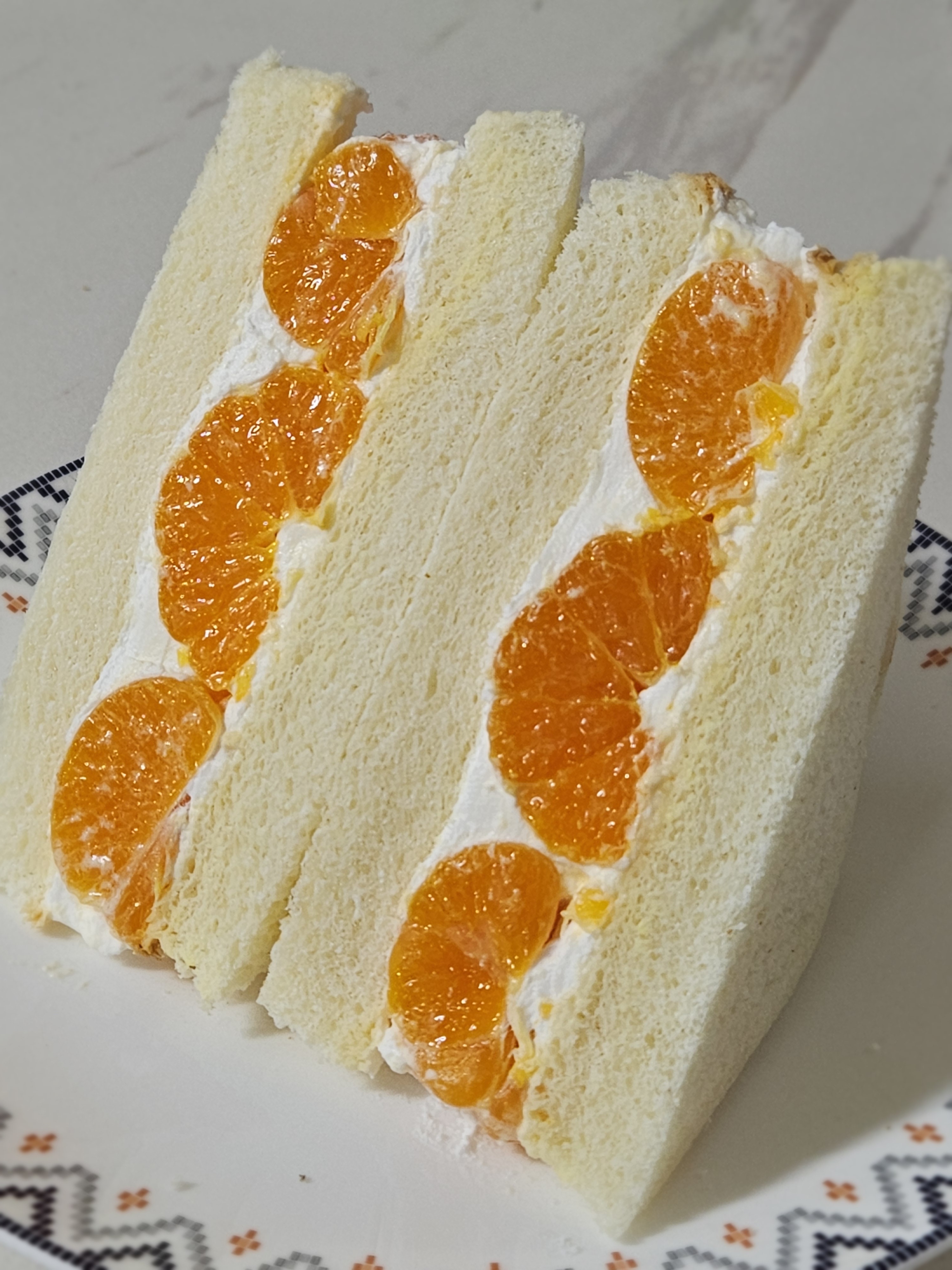 [잡담] 우하학 귤 산거 맛있어서 귤산도 만들엇다 | 인스티즈