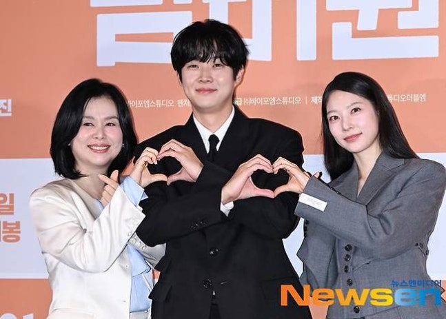 [정보/소식] 넘버원) 최우식→공승연 오늘(4일) '6시 내고향' 출연'고향 투어' 나선다 | 인스티즈