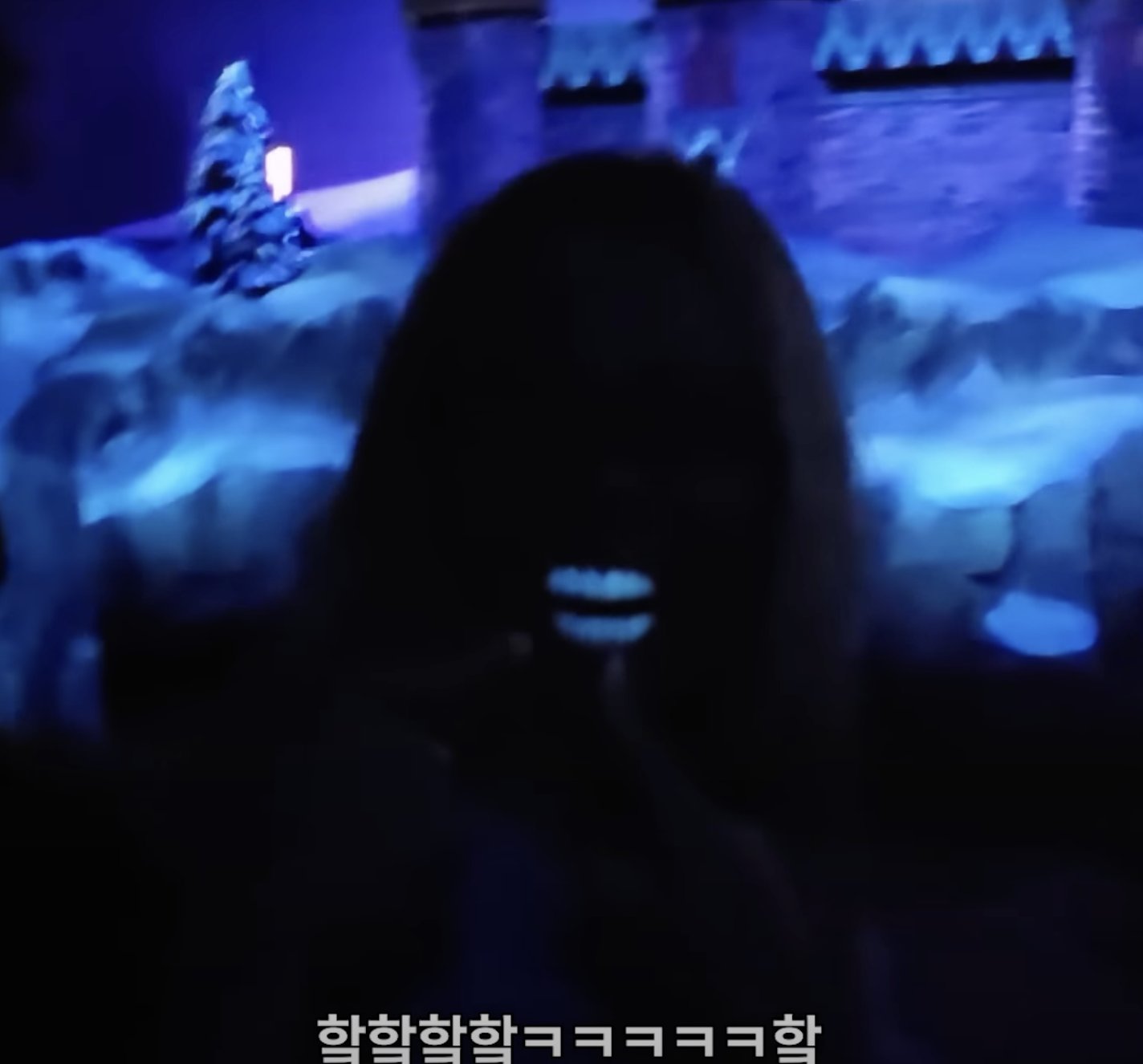 혜리: 가비언니 여기 완전 깜깜한데 언니 이빨밖에 안 보여요!!!.twt | 인스티즈
