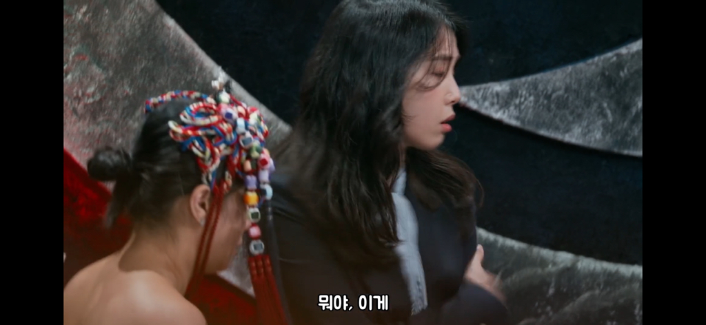 운명전쟁 무당들 앞에서 샤머니즘 안믿는다고한 사람 1화와 마지막화 비교 | 인스티즈