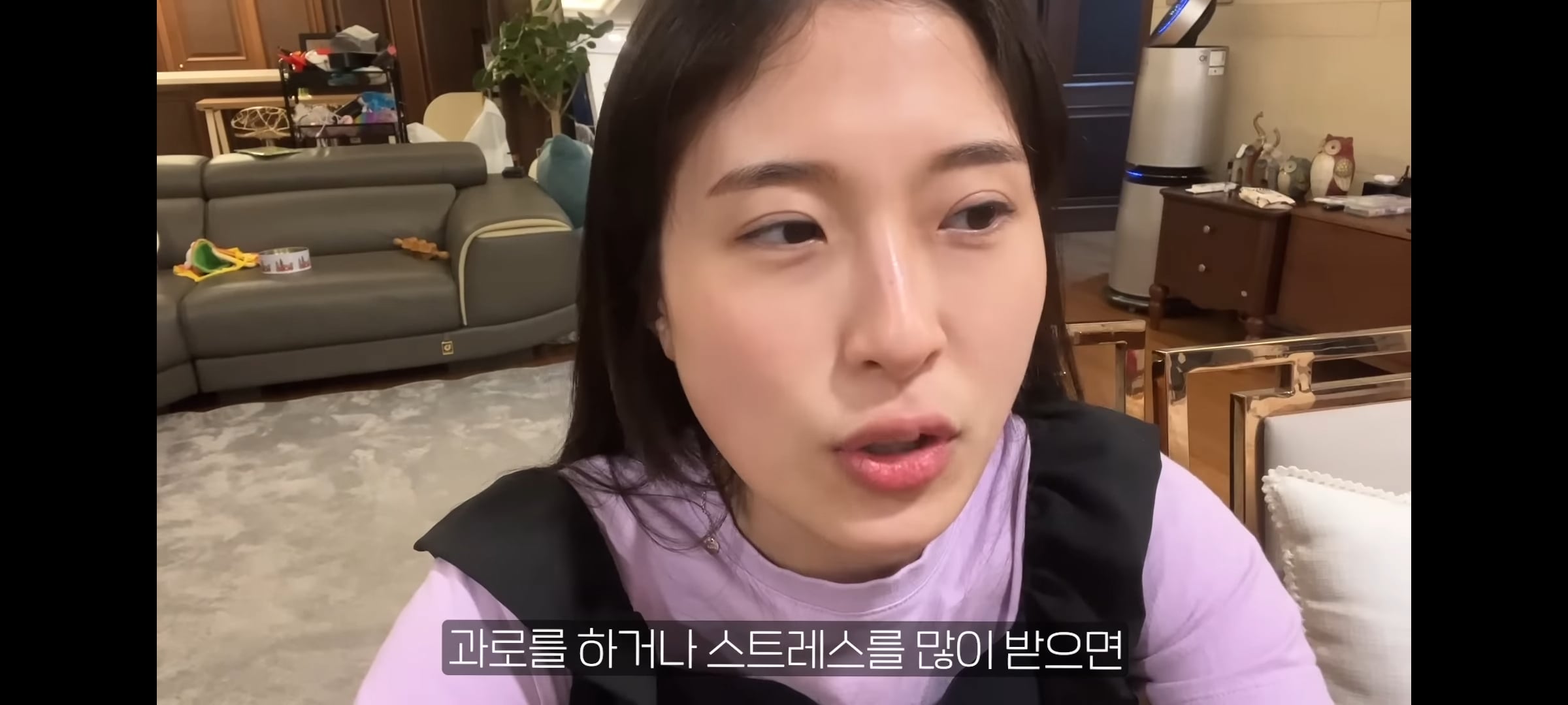 살이 너무 빠져서 이관개방증이 생겼다는 양팡 | 인스티즈