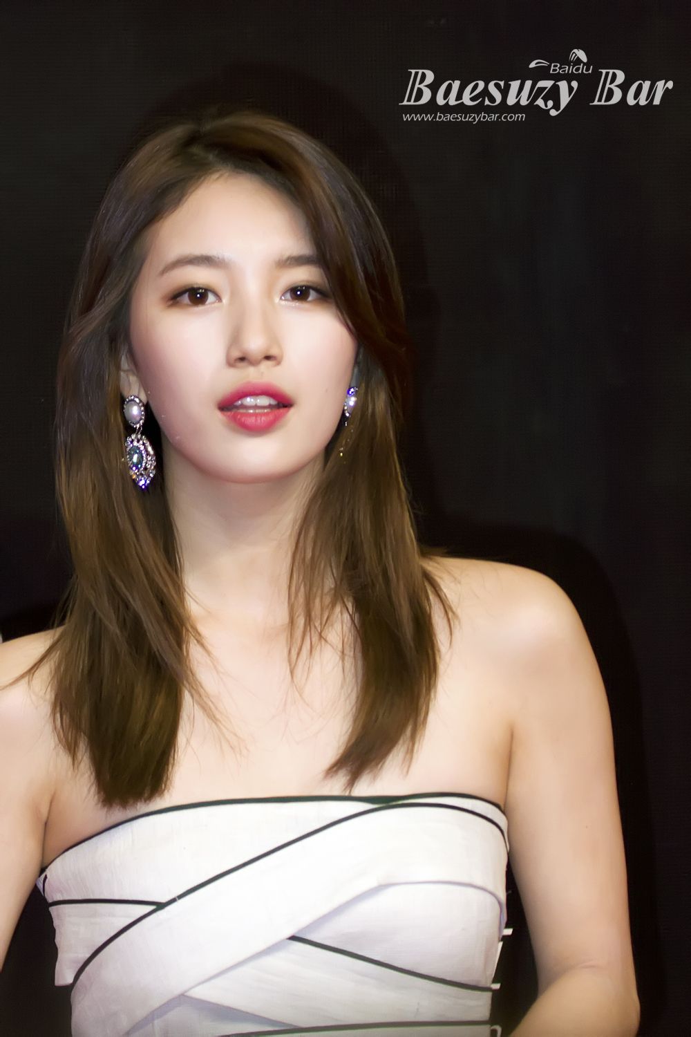 한복st 드레스 입었던 수지 중국시상식 | 인스티즈