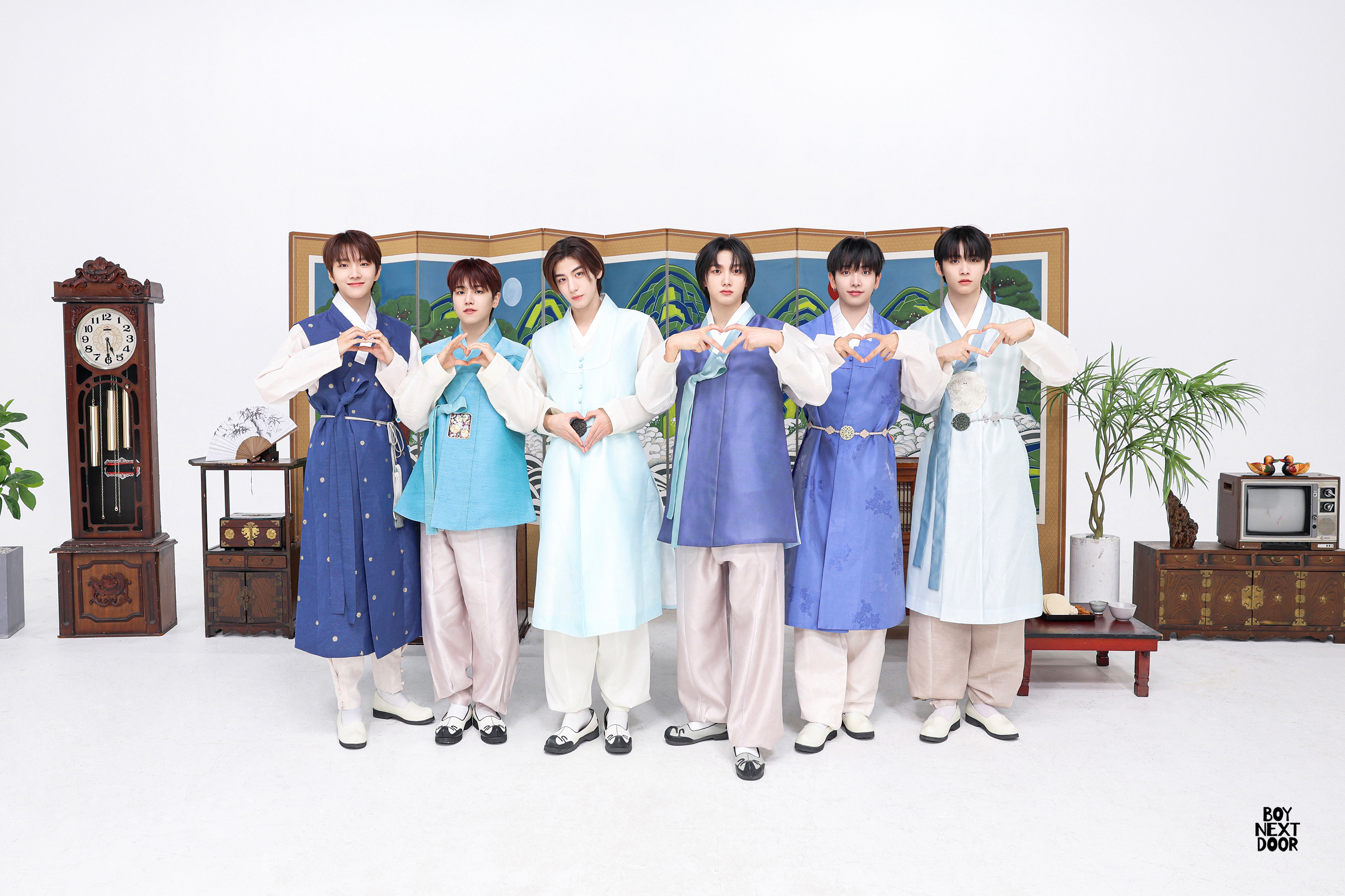 [잡담] 보넥도 한복 진짜 매번 이쁜 걸로 잘 입혀줌 | 인스티즈