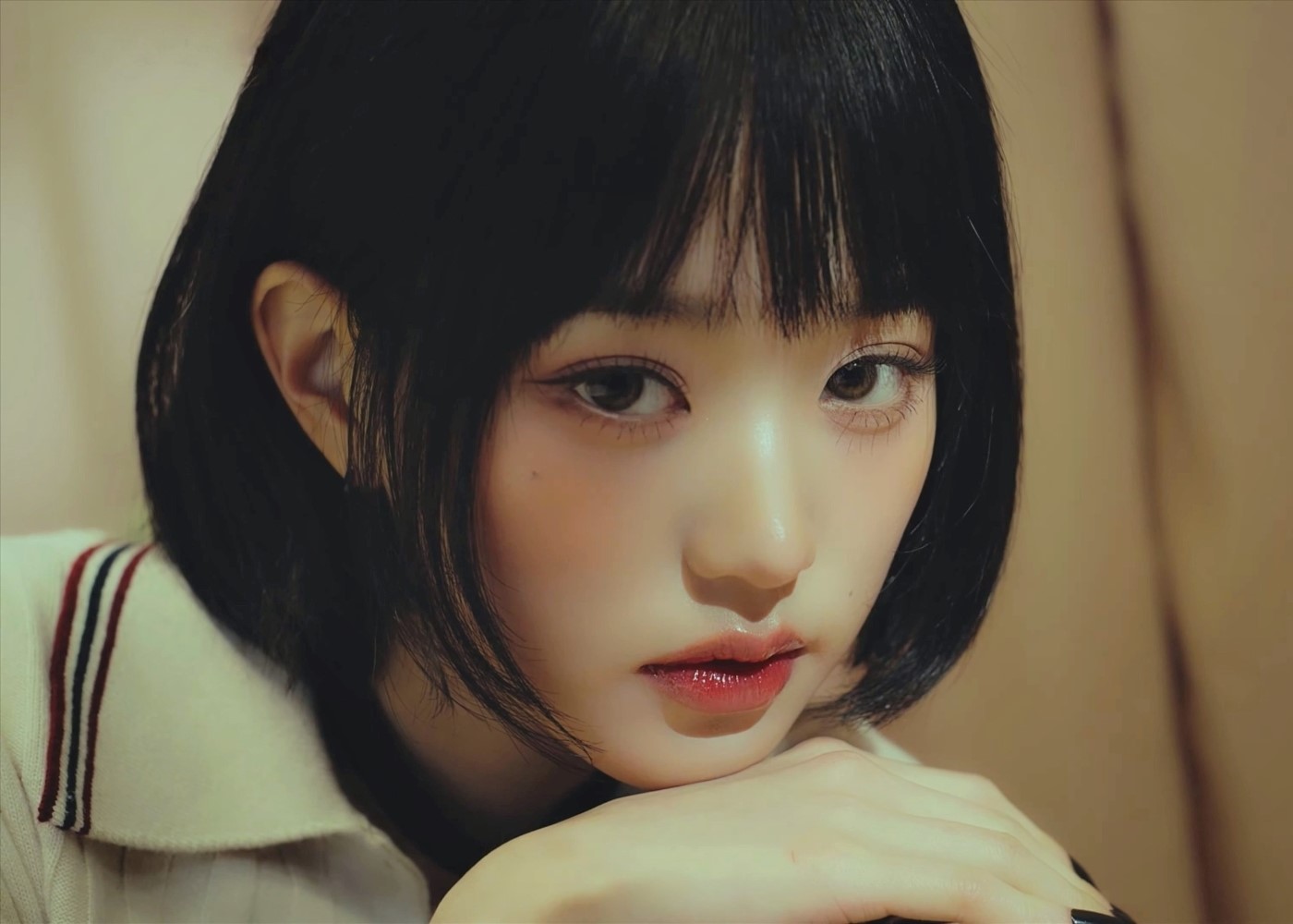 [잡담] 내기준 원영이 광고사진은 하파크리스틴이랑 로라로라가 넘사같애 | 인스티즈