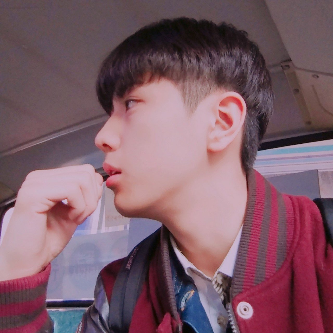 [잡담] 남고 대전에서 여자친구 있냐는 말이 올라왔던 남자 | 인스티즈