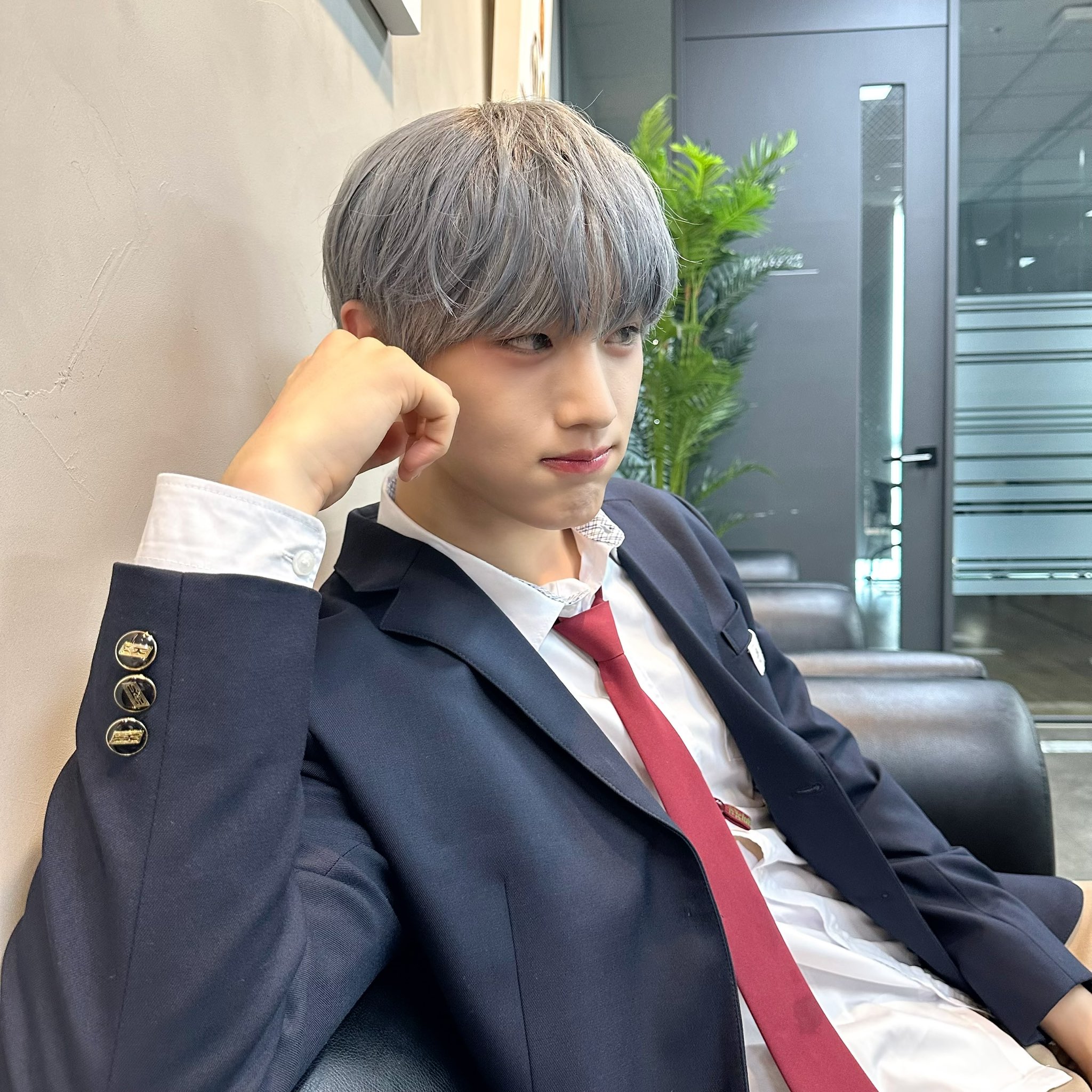 [잡담] 이 얼굴을 못 띄운 소속사 ㄹㅇ 반성해라 | 인스티즈