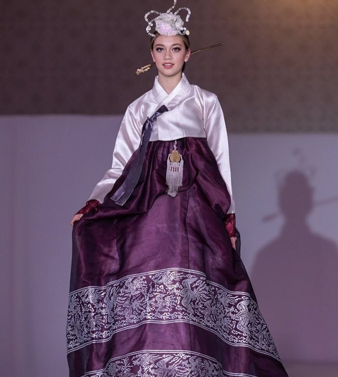 [잡담] 의외로 한복 입고 명절 인사 올라왔었던 그룹 | 인스티즈