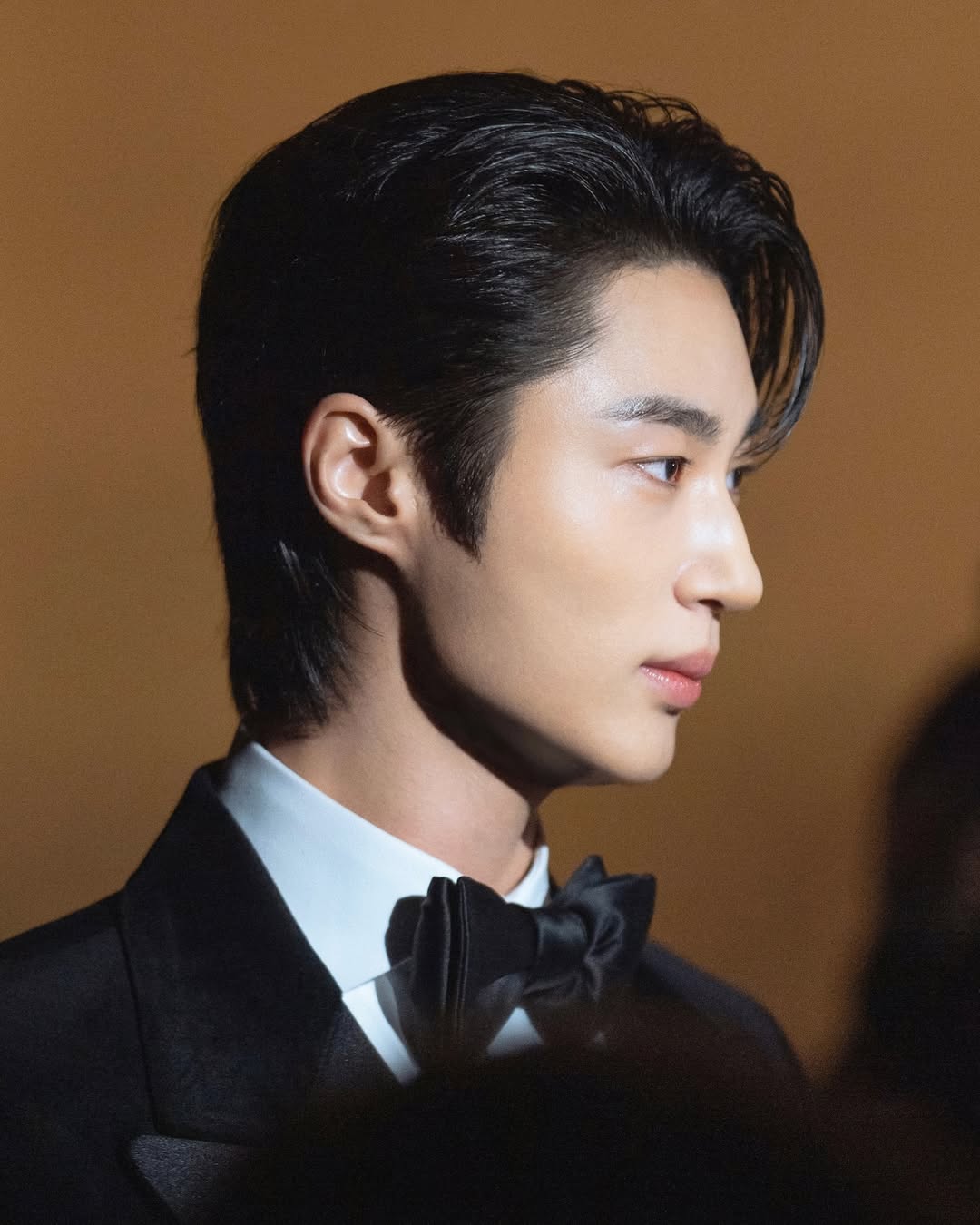 [잡담] 변우석) 변우석 은근 머리숱 부자임 | 인스티즈