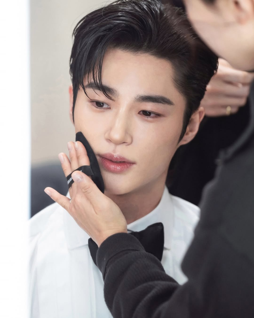 [잡담] 변우석) 변우석 은근 머리숱 부자임 | 인스티즈