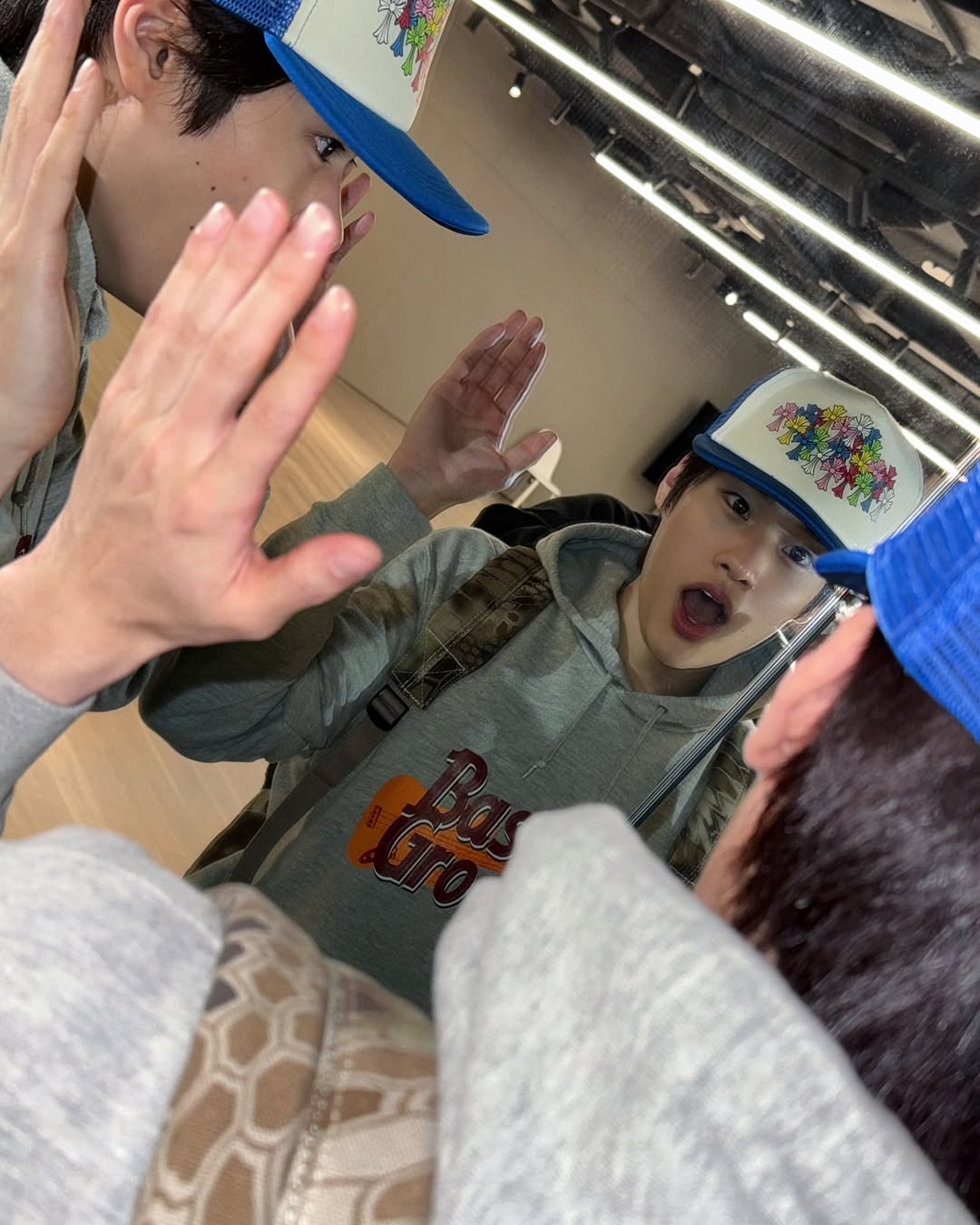[잡담] 이사진 어케 찍은거야 주어 소희 | 인스티즈