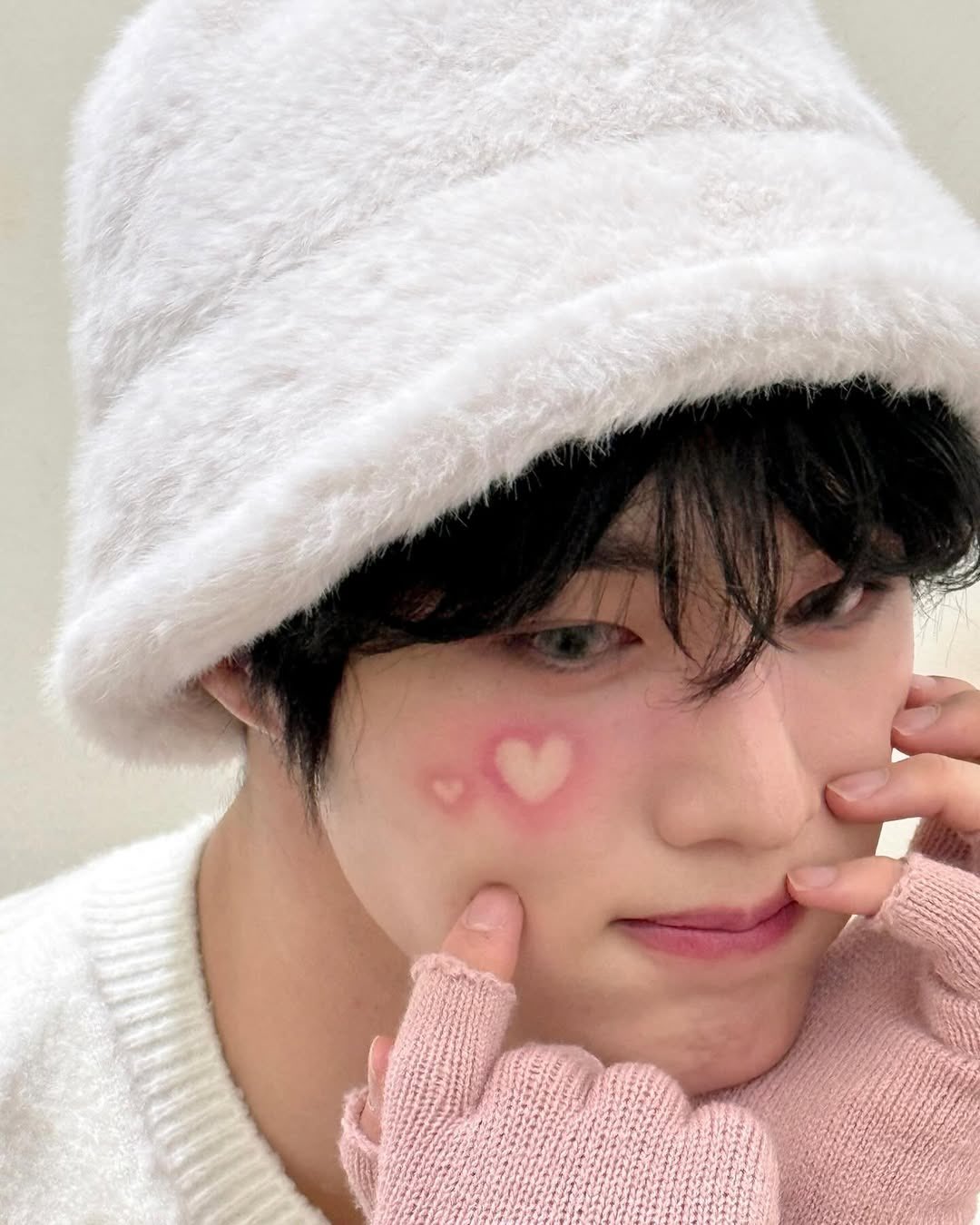 [잡담] 25살은 진짜 예쁜 나이 맞다니까 | 인스티즈