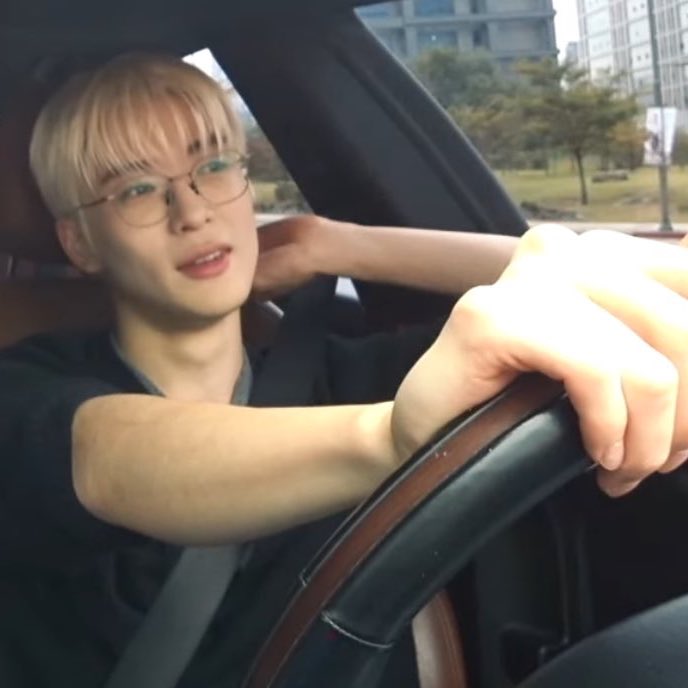 [잡담] 엔시티 재현 톤그로 금발해줬으면 좋겟슴 | 인스티즈