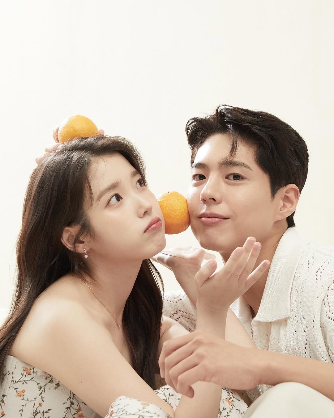 [잡담] 아이유) 아유랑 웨딩컨셉? 진짜 잘 어울리는거가타 | 인스티즈