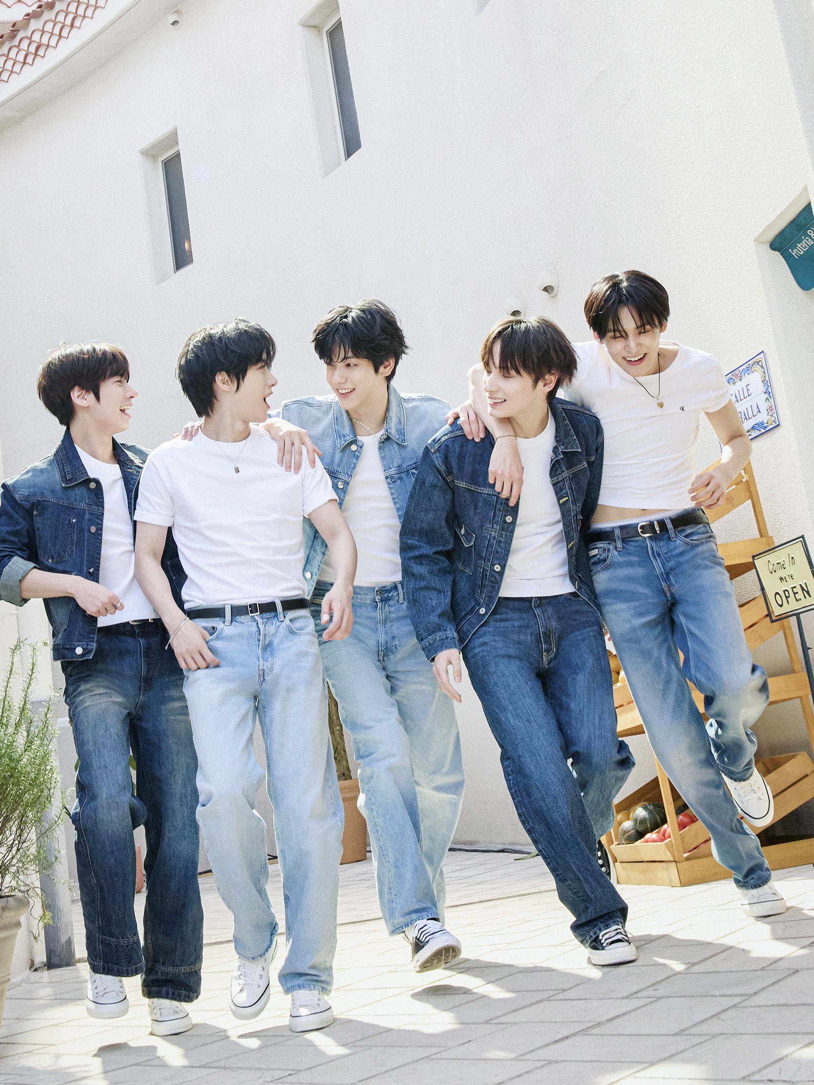 [잡담] 투바투는 ㄹㅇ 난제인 거 극강화려냐 심플이즈베스트냐 | 인스티즈