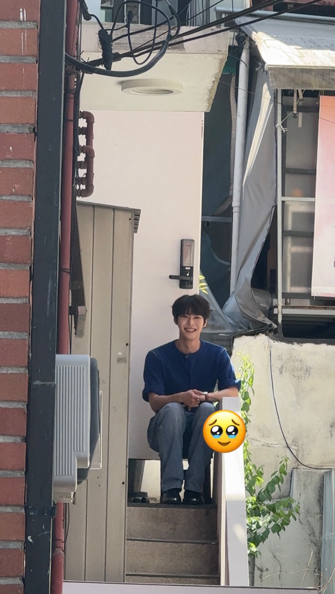 [잡담] 서촌에서 도영이 본게 1년전이라니 | 인스티즈