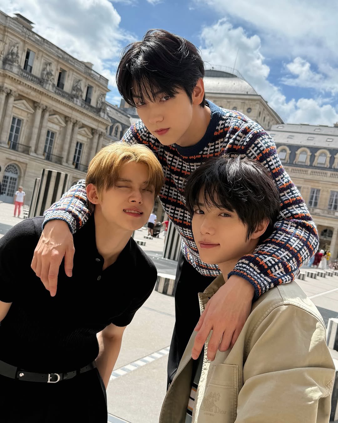 [잡담] 언젠가부터 범규가 동생라인이 아니라 형라인으로 보임ㅋㅋㅋ | 인스티즈