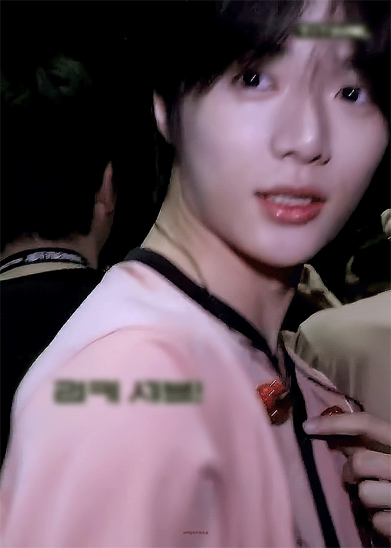 [잡담] 난 내가 예쁘다 생각하는 남돌들 상이 정해져있는 듯 | 인스티즈