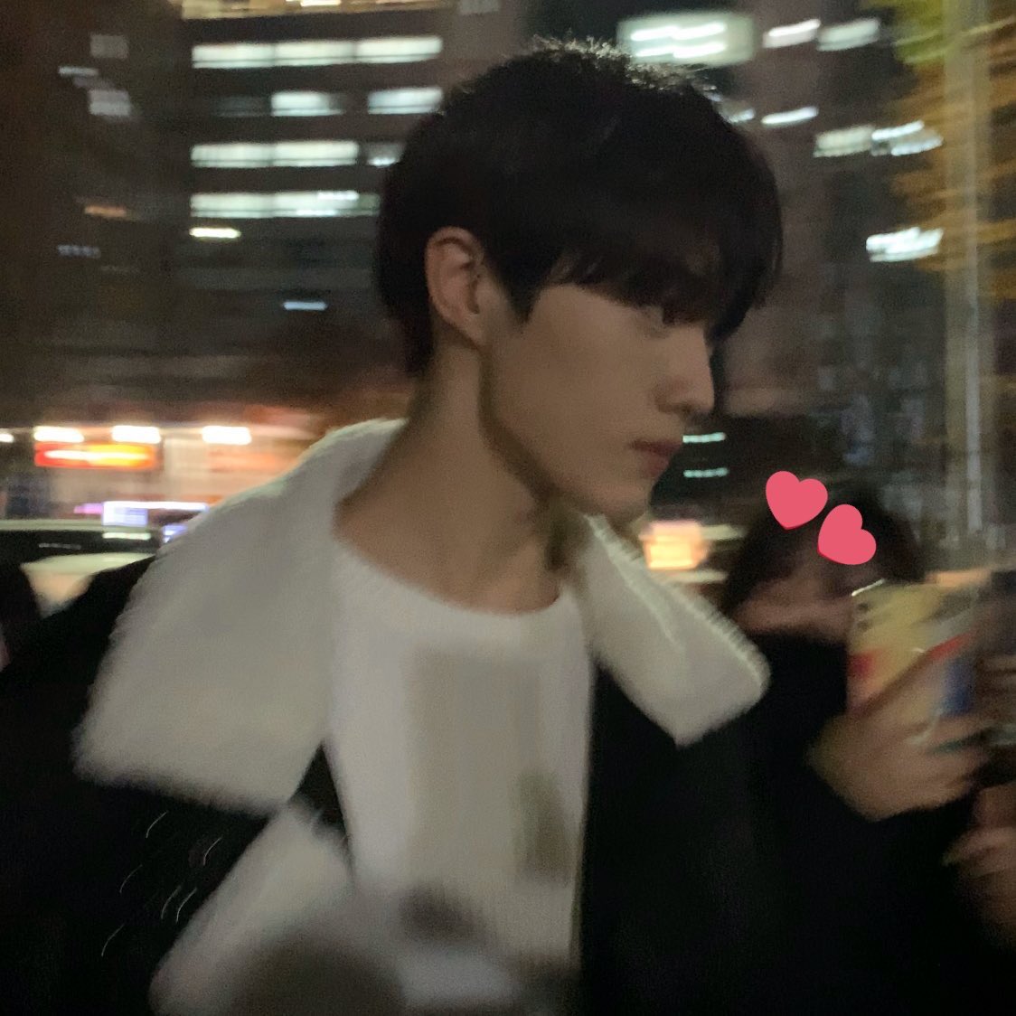 [잡담] 이 얼굴을 못 띄운 소속사 ㄹㅇ 반성해라 | 인스티즈