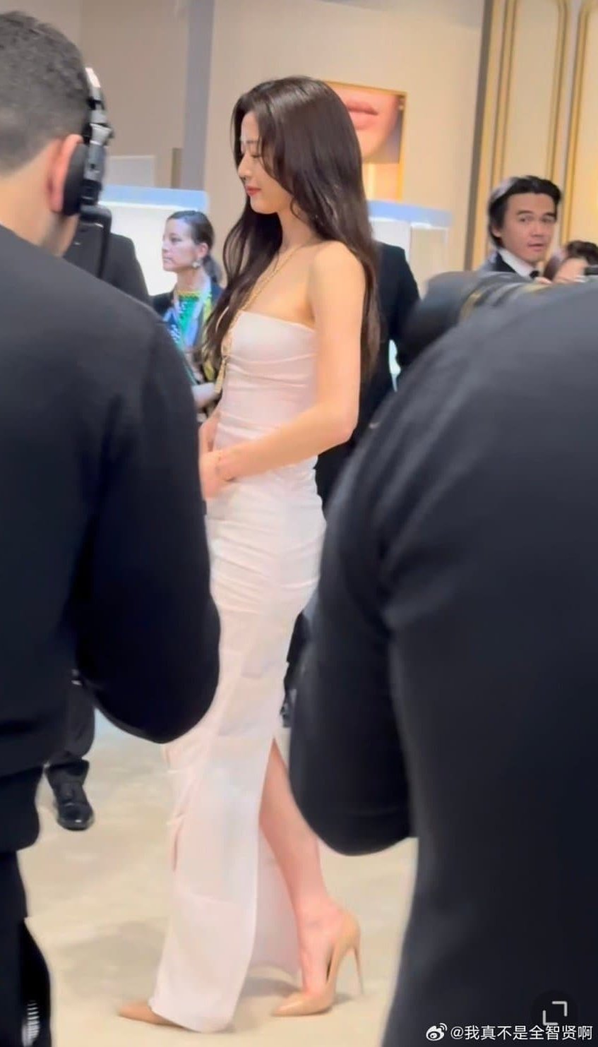 [잡담] 나 다시 태어나면 전지현으로 태어나고 싶어 | 인스티즈