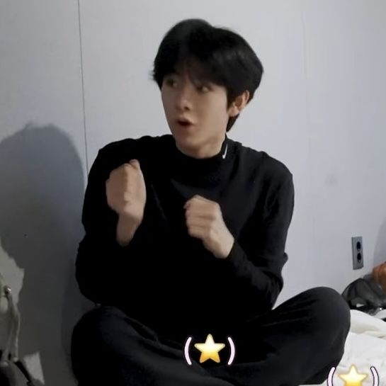 [잡담] 잠 안와서 말랑콩떡 유우시.. 귀엽지요? | 인스티즈