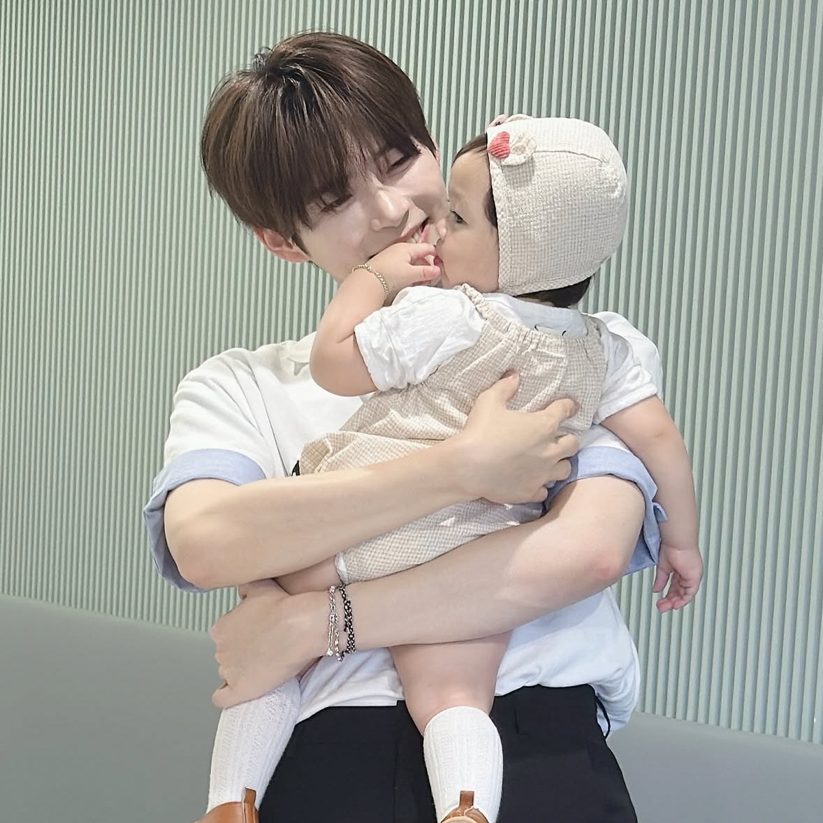 [잡담] 성한빈 나랑 결혼해 제발 | 인스티즈