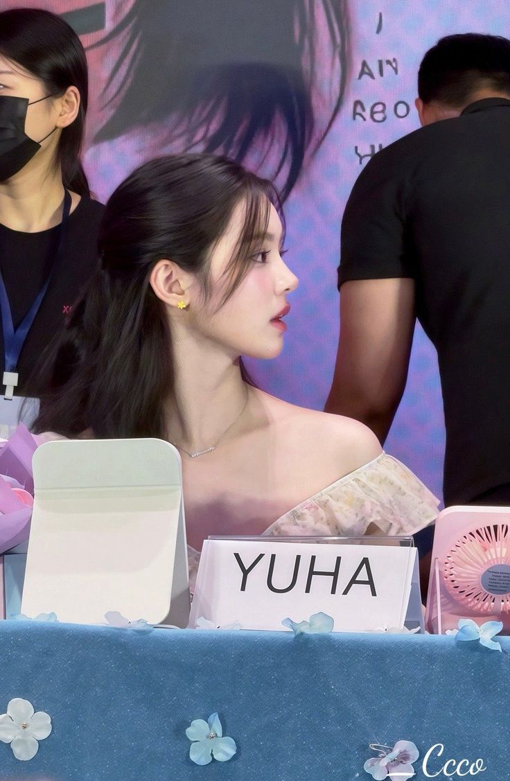 [잡담] 데뷔초 유하에겐 감동이 있다 | 인스티즈