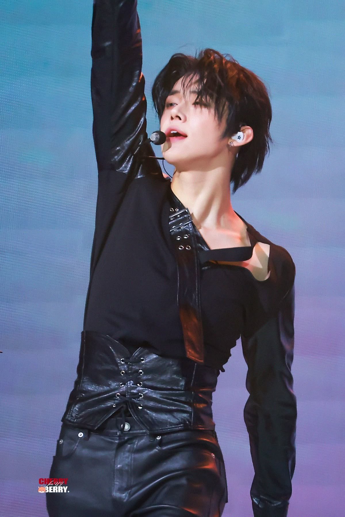 [잡담] 어제 컨포 보고 투바투 진짜 컨셉츄얼하다 다시 느낌 | 인스티즈