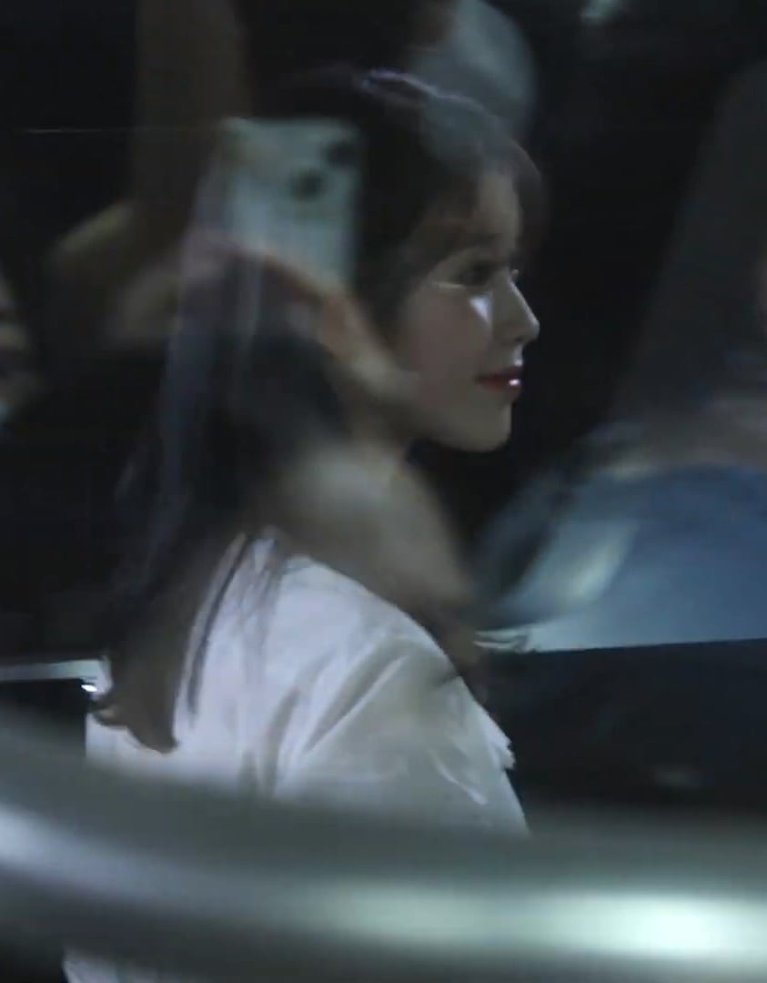[잡담] 아이유 이 직찍 너무예쁘다 | 인스티즈