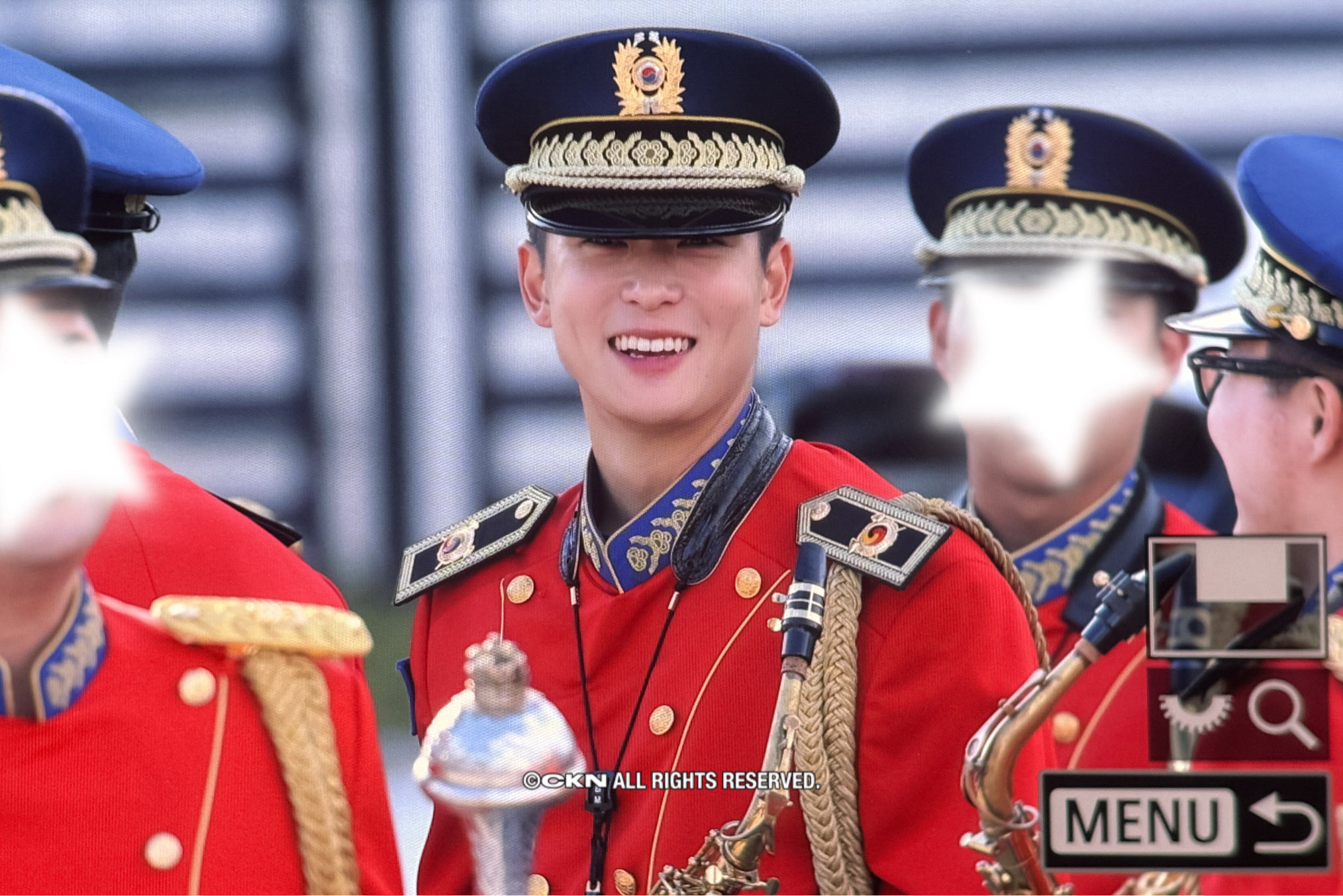 [잡담] 엔재현 입대날부터 전역일까지 ㄹㅇ 맨날 미남이었네.. | 인스티즈