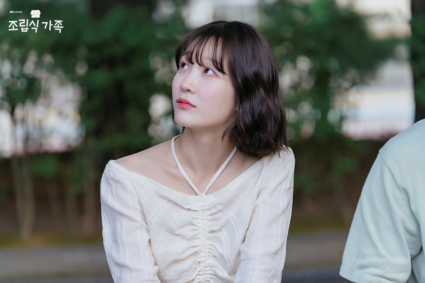 [잡담] 서지혜 송건희 조립식가족에서는 소개팅 했던 사이로 나온적 있었는데 | 인스티즈