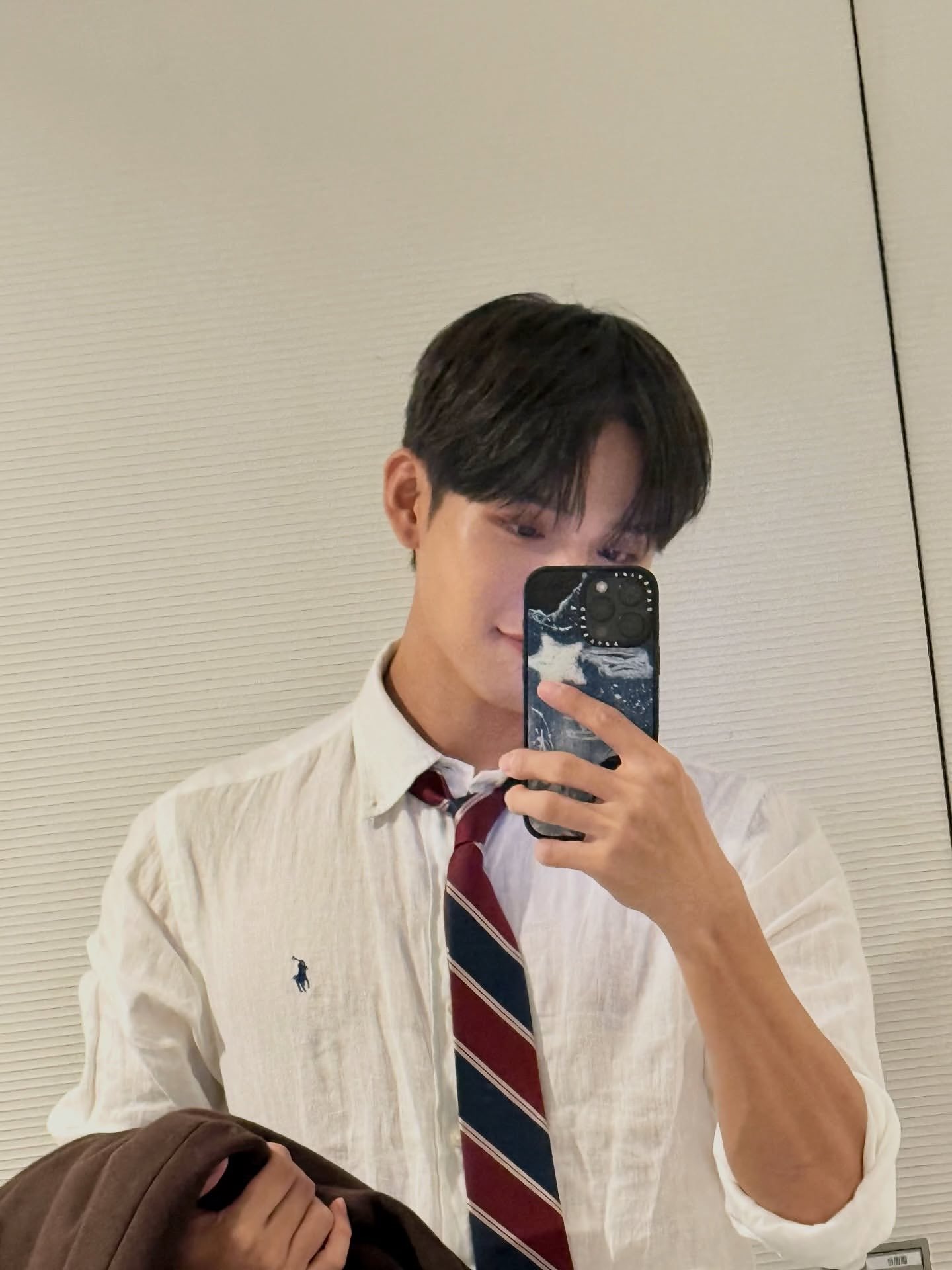 [잡담] 거울셀카 진짜 잘 찍음 | 인스티즈