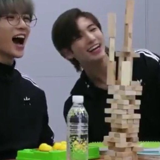 [잡담] 투바투 젠가 사진들은 언제 봐도 신기함ㅋㅋㅋㅋㅋㅋ | 인스티즈