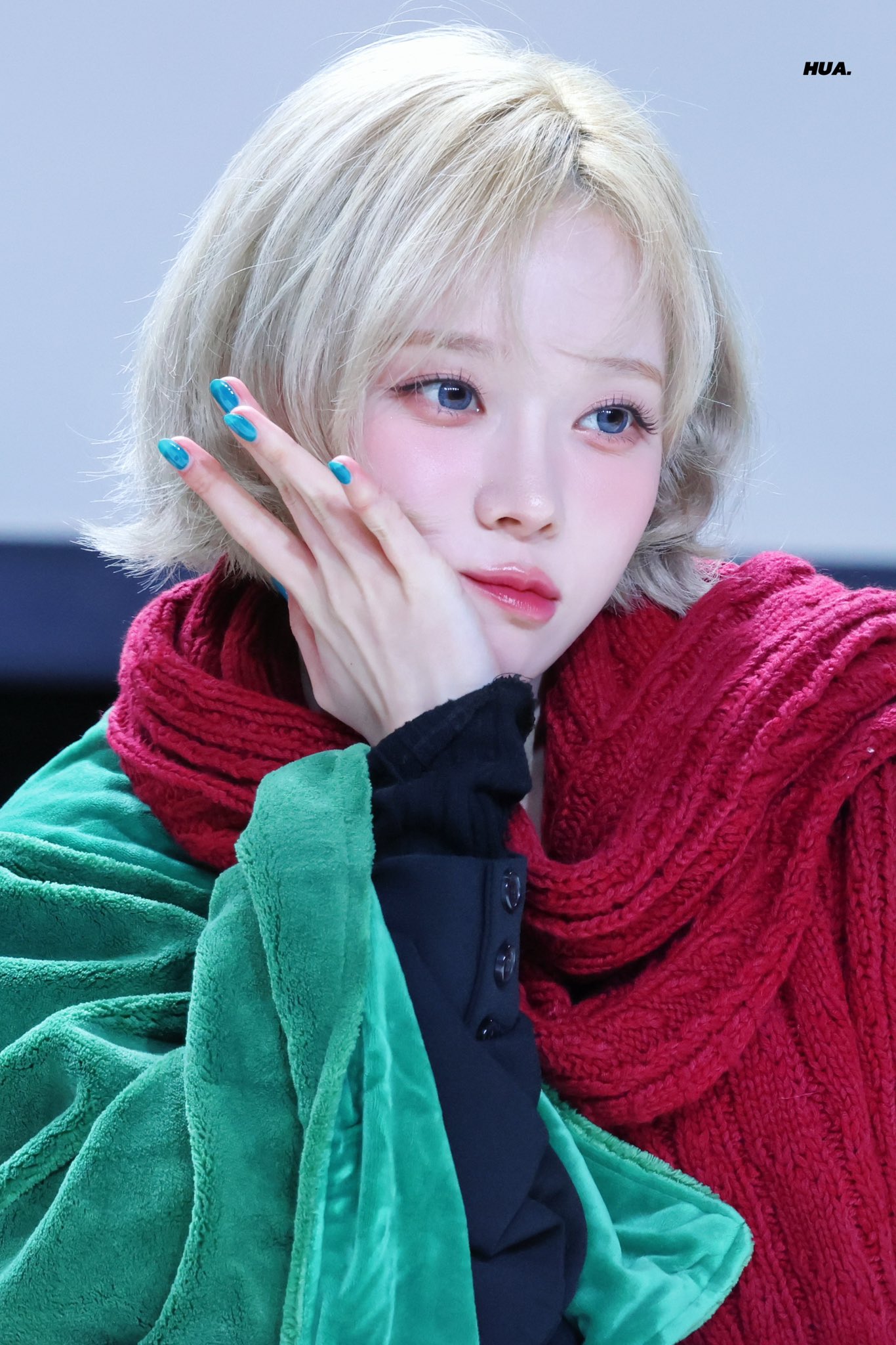 [잡담] 아이돌들이여 탈색… 탈색을 하거라…(사진 개많음) | 인스티즈
