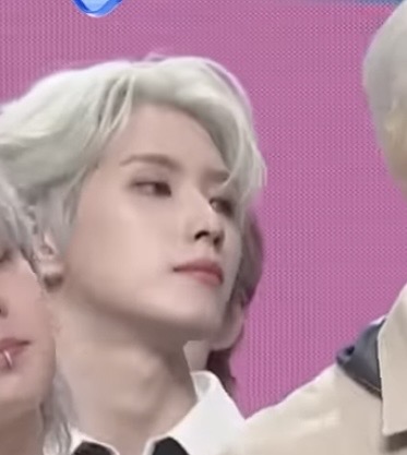 [잡담] 염색 진짜 잘 어울리는 사람 | 인스티즈