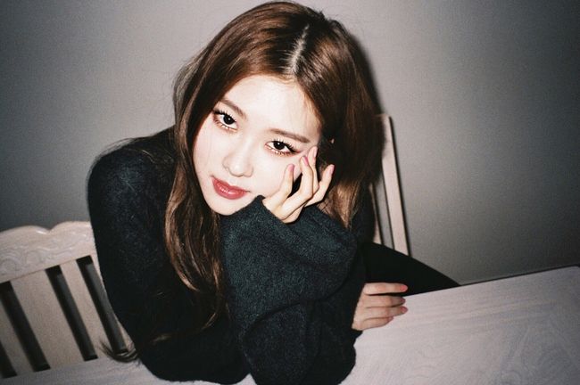 [잡담] 흑발과 갈발 시절의 로제 | 인스티즈