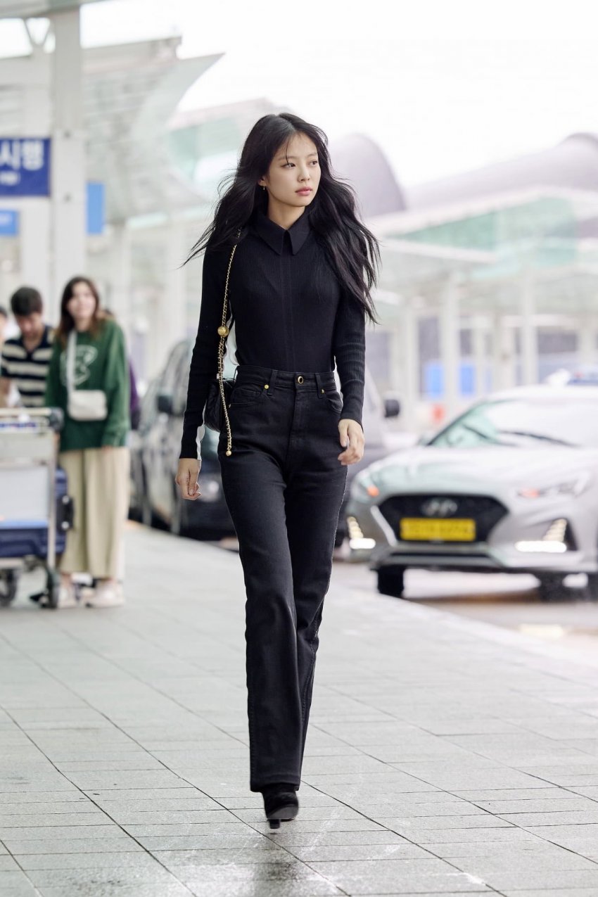 [잡담] 제니 완전 트렌디상같은데 고전미 있는거 신기함.. | 인스티즈