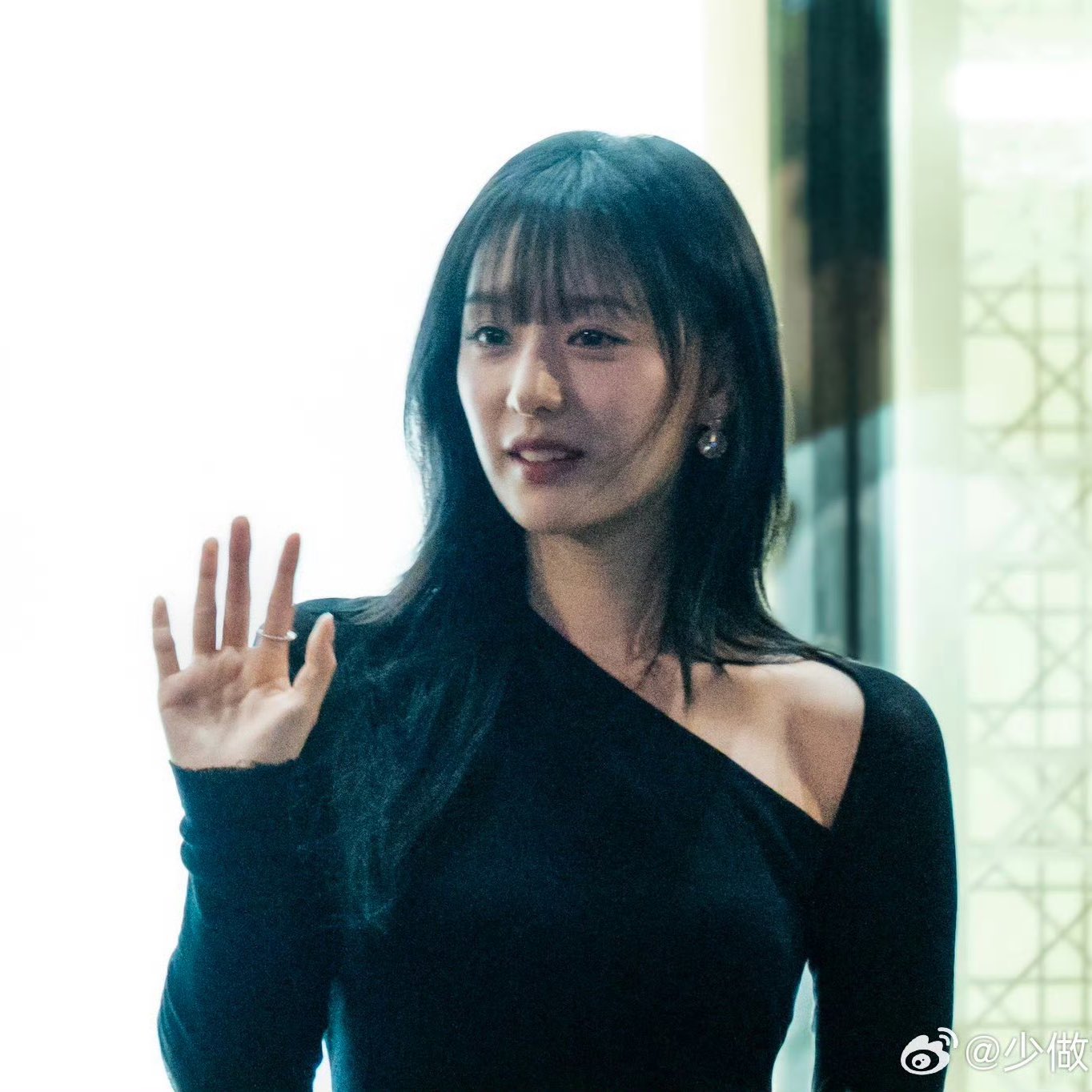 [잡담] 김지원) 2년전 어제 전설의 고유명사 디올 김지원 | 인스티즈