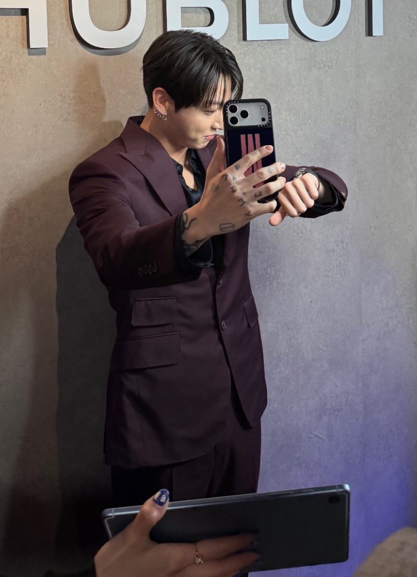 [잡담] 정국 이 영상 이러고 찍었나봐ㅋㅋ | 인스티즈