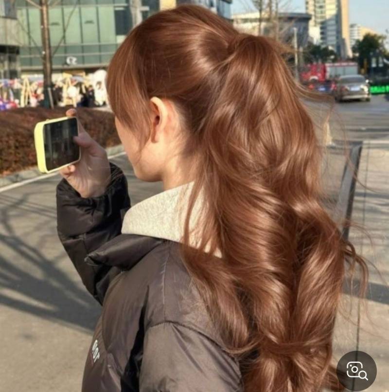 [잡담] 이런 머리 탈색해야되나? | 인스티즈