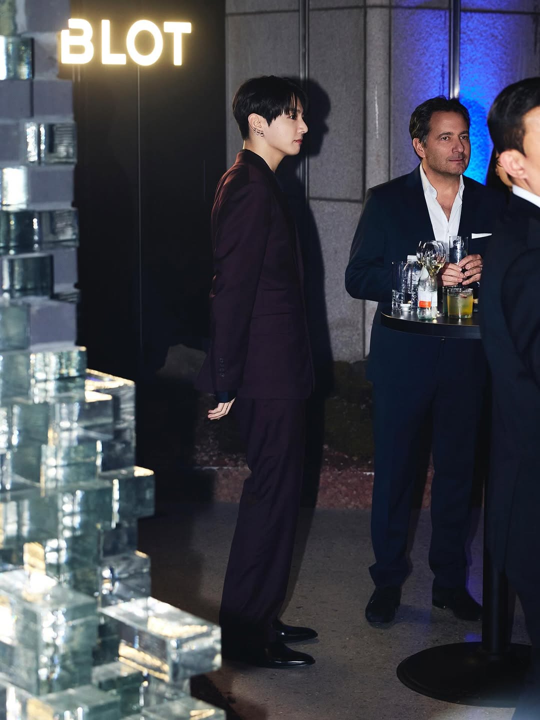 [잡담] 정국이 새삼 비율 진짜 좋다 | 인스티즈