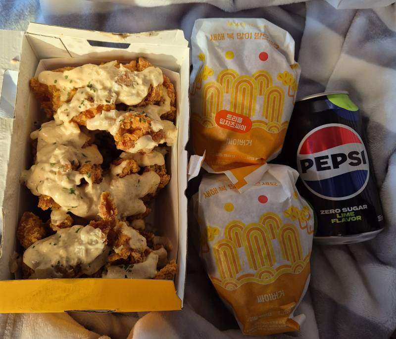 [잡담] 25,600원어치 맘스터치 | 인스티즈