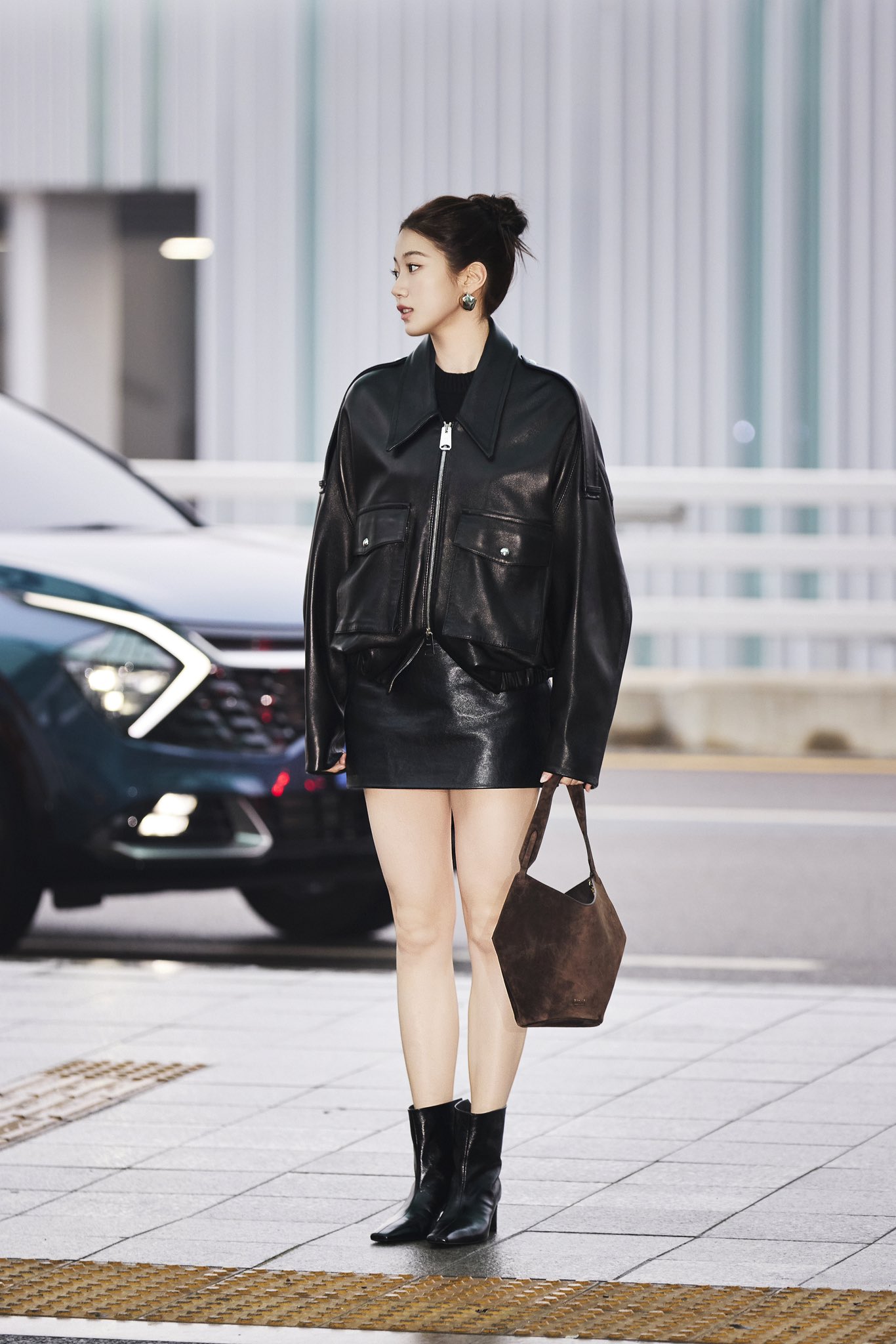 [잡담] 와 카즈하 오늘 공항 진짜 미쳤다 | 인스티즈