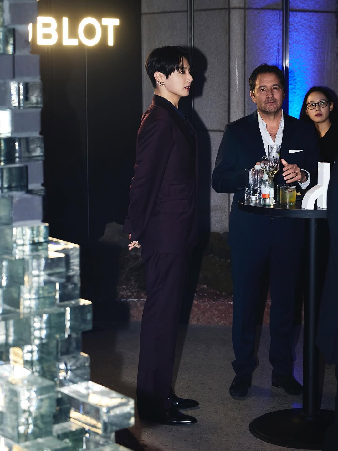 [잡담] 정국이 새삼 비율 진짜 좋다 | 인스티즈