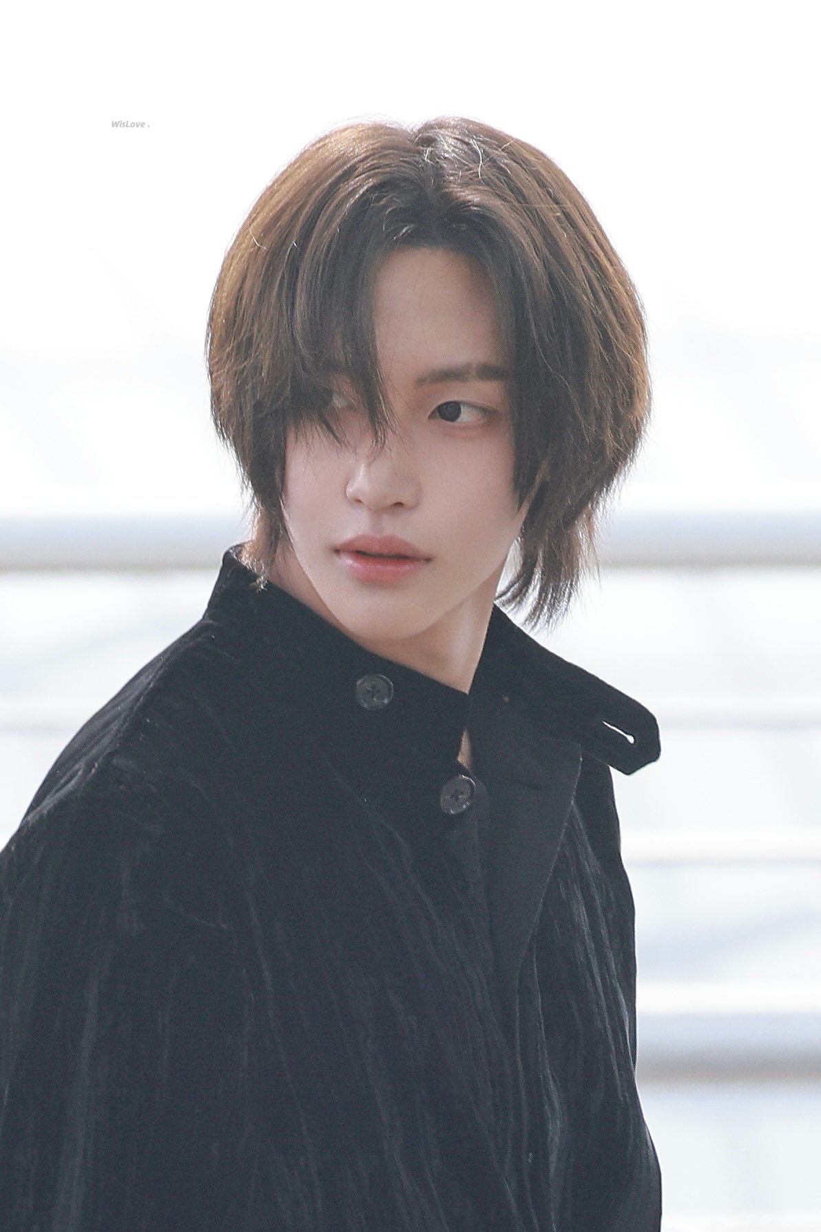 [잡담] 원빈이 틈만나면 23년도 첫공항으로 돌아감 | 인스티즈