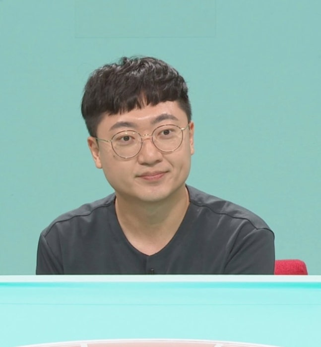 [정보/소식] [단독] '사직' 충주맨 "연예기획사 제안多..공무원 신분 끝나고 검토” [직격인터뷰] | 인스티즈