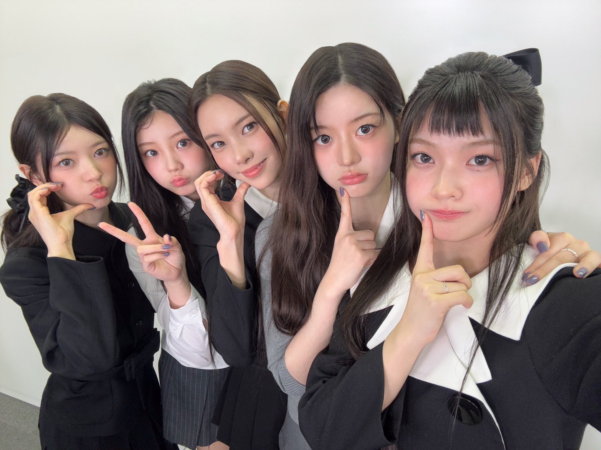 [잡담] 다 모르겠고 아일릿 안아... | 인스티즈