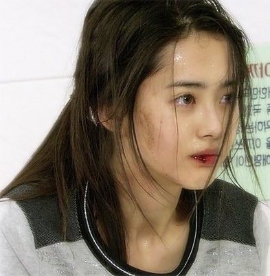 [잡담] 고아라는 중학생때 어케 이렇게 생긴거임? | 인스티즈