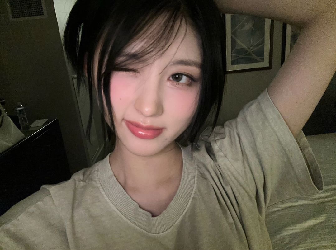 [잡담] 아이폰7로 사진찍는 여돌들 너무 좋아서 안아주고싶음 | 인스티즈