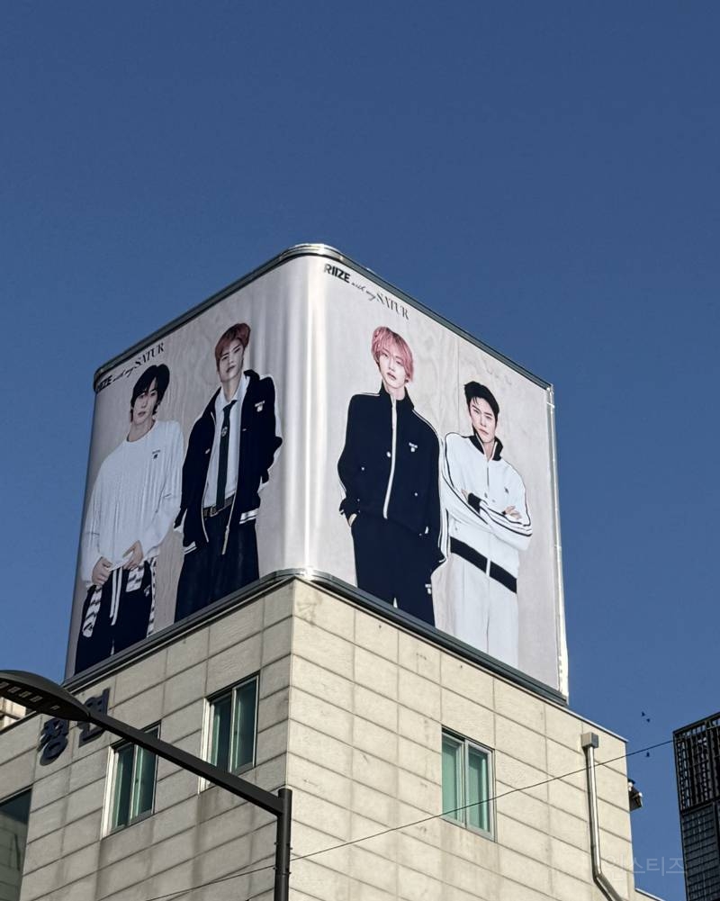 케이팝으로 도배된 성수 근황 | 인스티즈